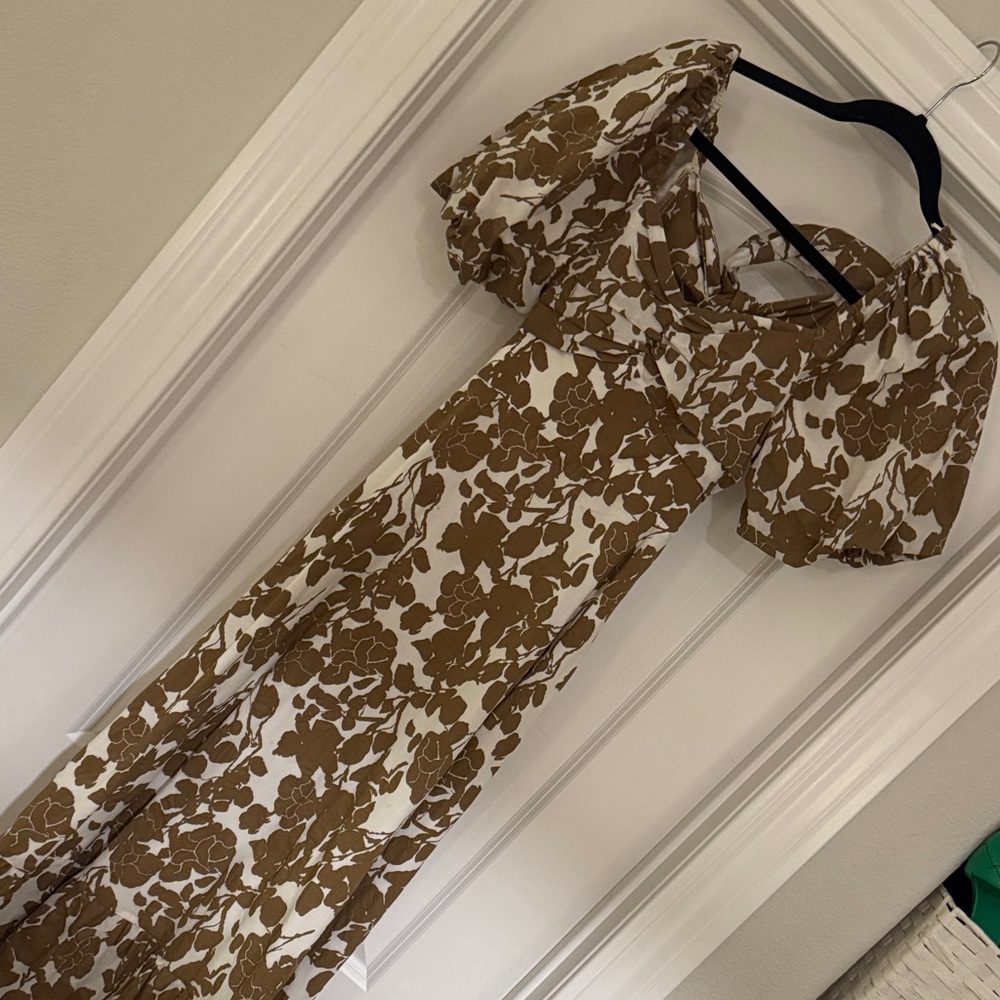 Free the Roses Brown and White Floral dress